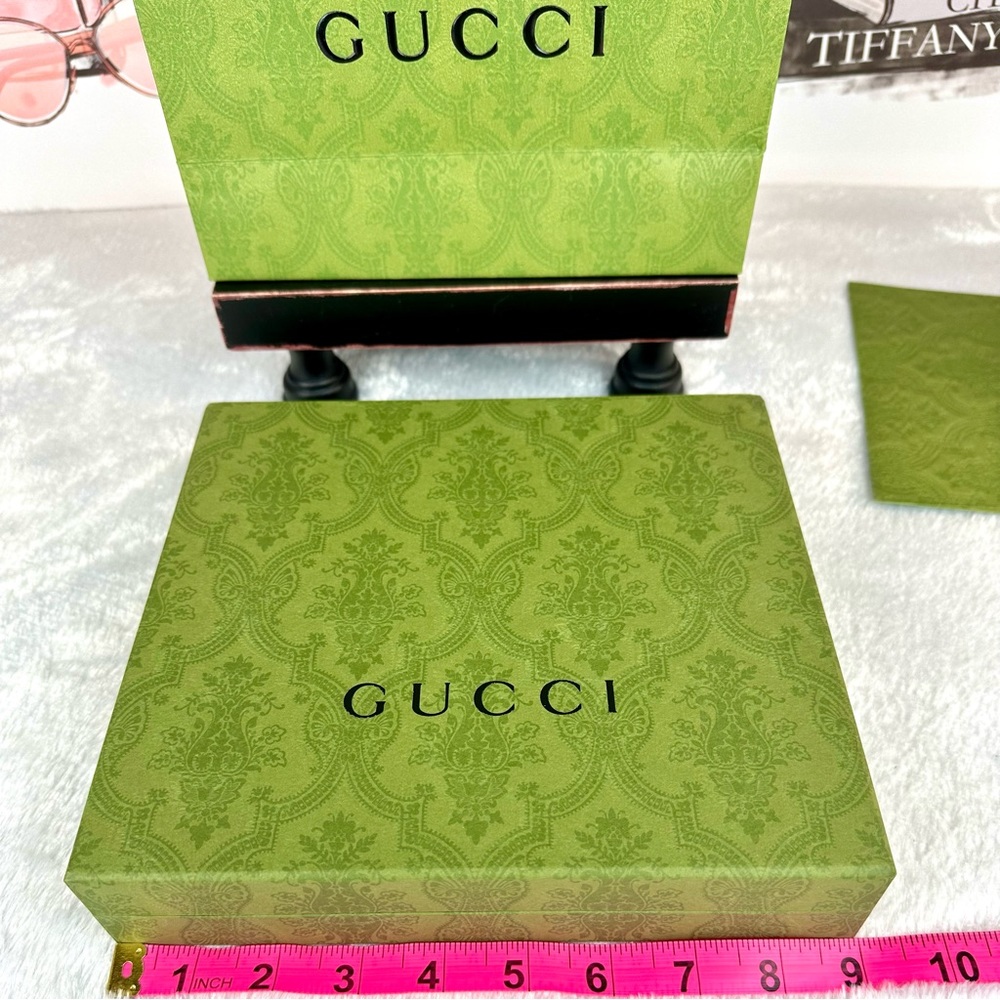 Gucci Wooden Keepsake Jewelry Box with card and shopping bag GREAT GIFT - Picture 7 of 9